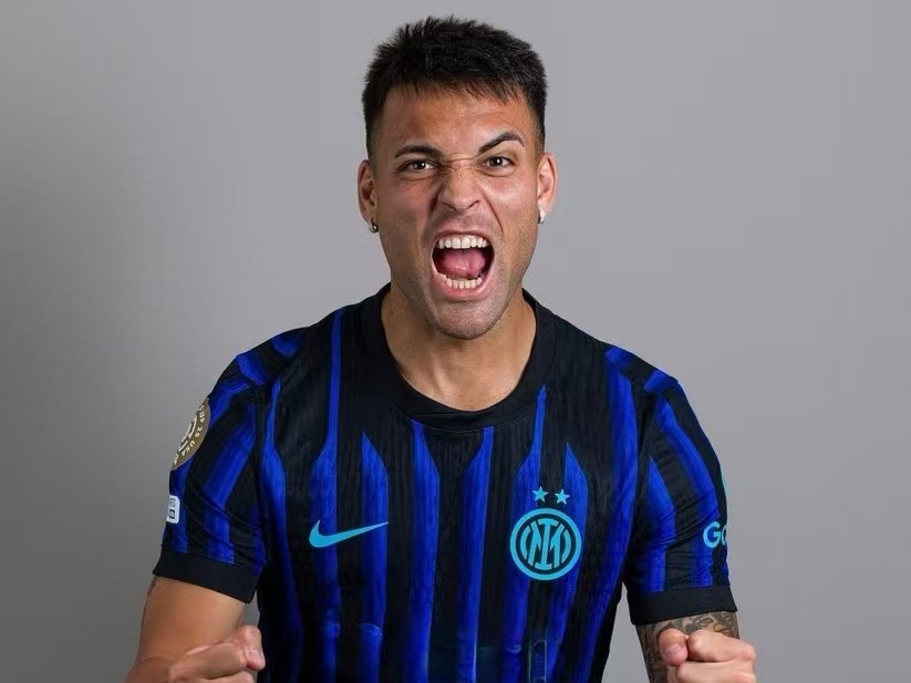 球迷建立良 球迷建立良